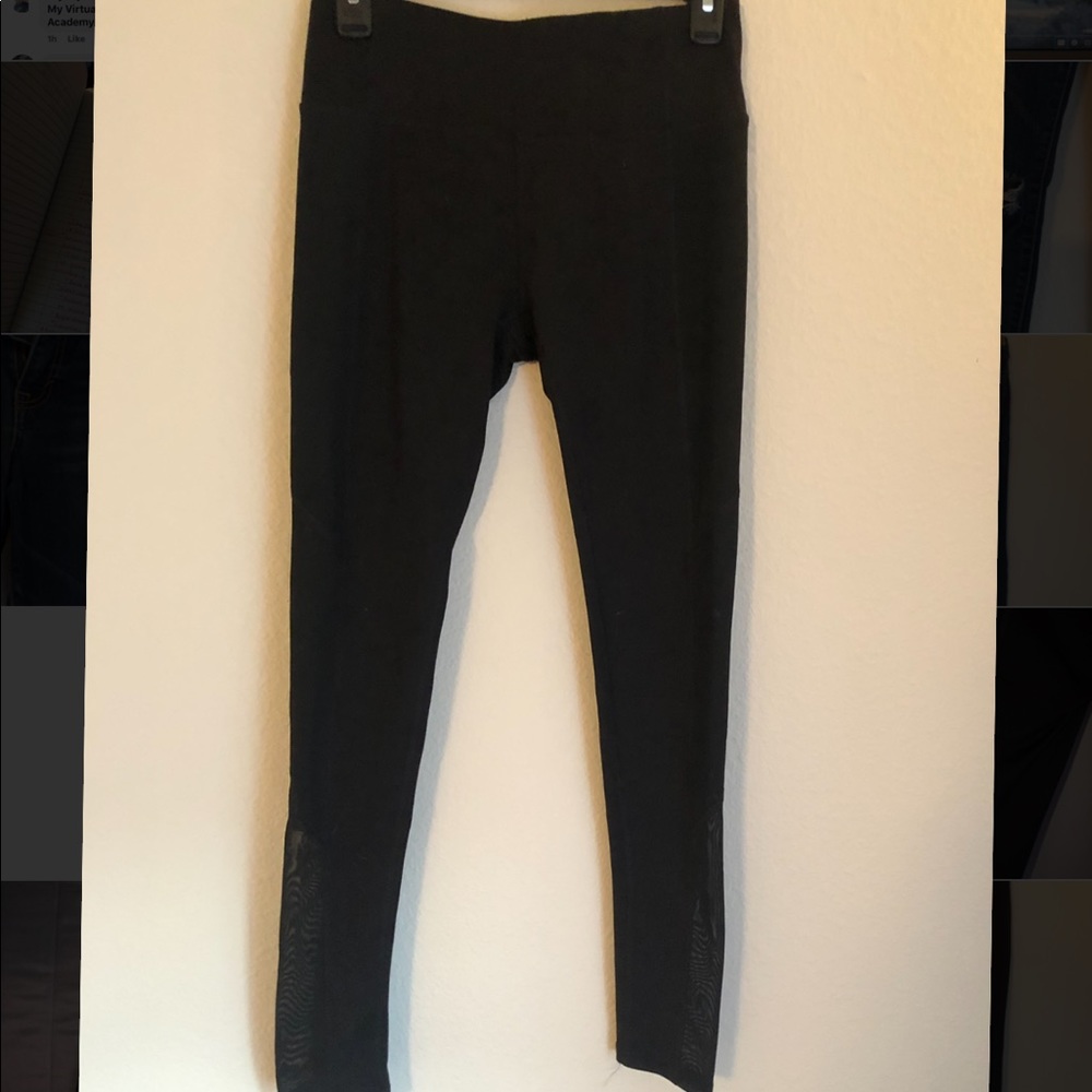 Leggings with Mesh Siding